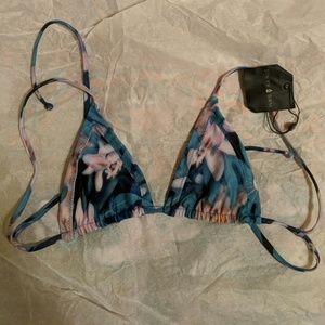 SCF bikini top 🍉